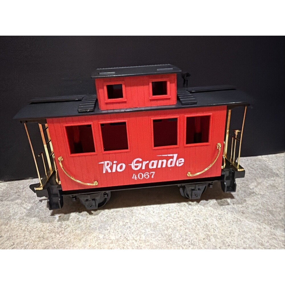 Rio Grande Train G-Scale 4067 Eztec Toys Caboose Car 7''tall